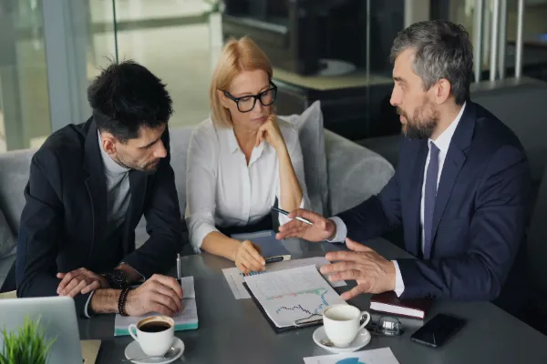 The Complete Guide to Employer of Record Services: What Every Business Leader Needs to Know in 2025
