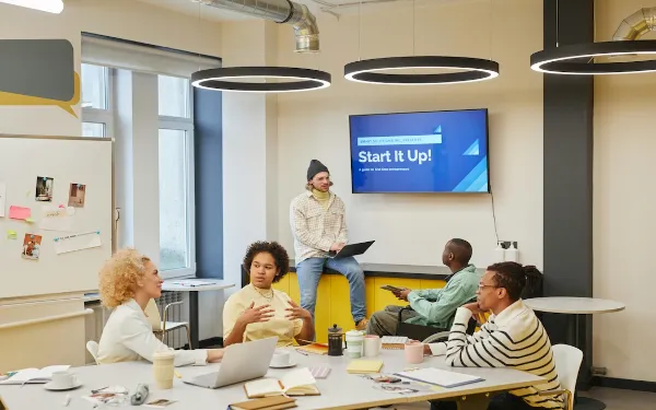 From zero traffic to revenue. How to turn a webinar into an always‑on sales channel
