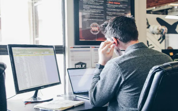 7 Warning Signs Your Contracting Process Has a Bottleneck