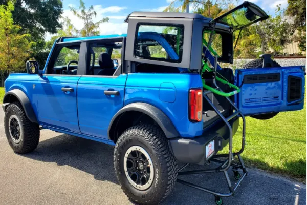How TopLift Pros Makes Ford Bronco Hard Top Removal Easier And Safer